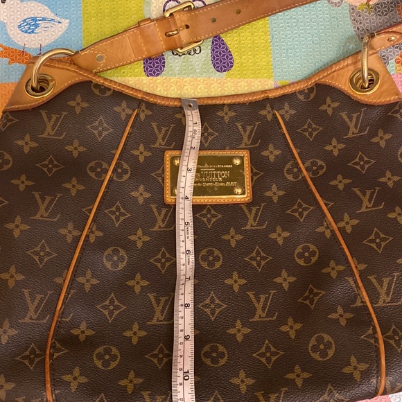 Authentic Louis Vuitton Galliera PM - Picture 7 of 8